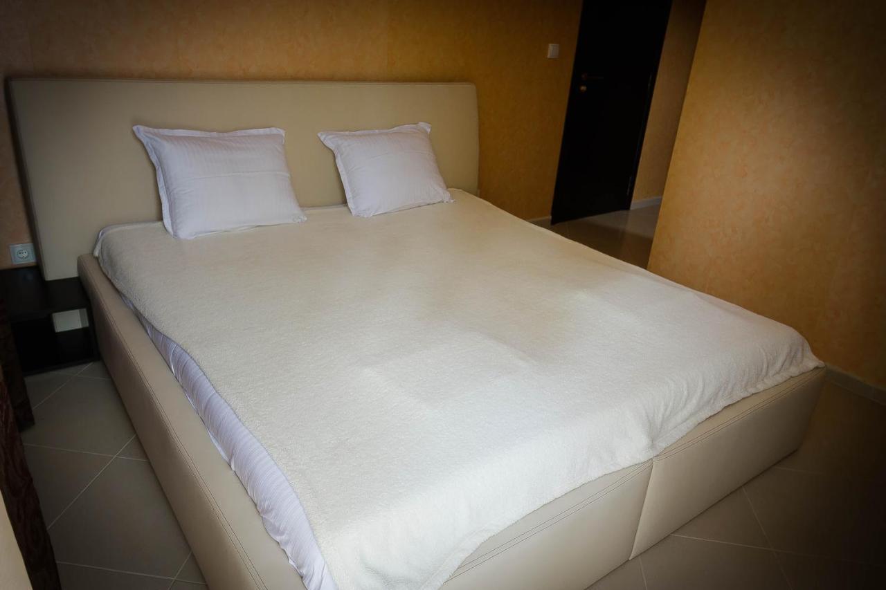 Apartcomplex Ritza Sf. Constantin și Elena Cameră foto